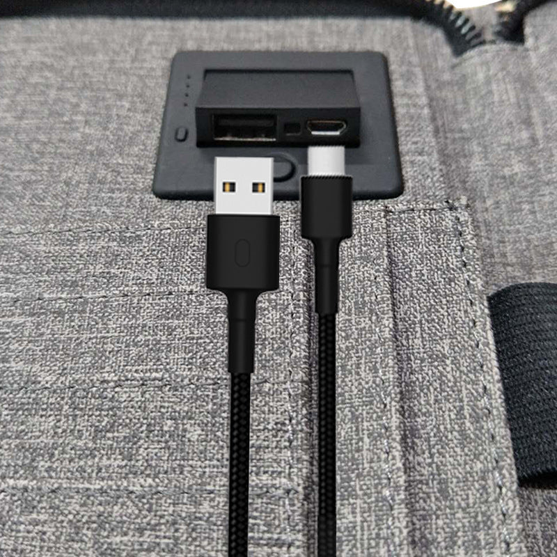 Elegant Affärsportfölj med Integrerad Trådlös Laddning